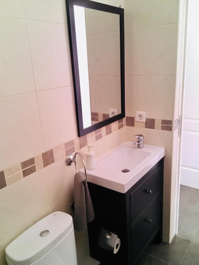 Lovely Apartment, Great Location! Адехе Екстериор снимка